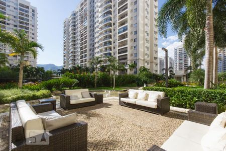 Apartamento para alugar com 70m², 2 quartos e 1 vaga