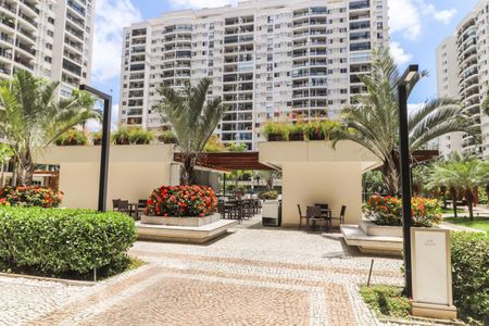 Apartamento para alugar com 70m², 2 quartos e 1 vaga