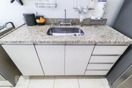 Apartamento para alugar com 70m², 2 quartos e 1 vaga