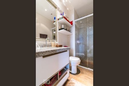 Banheiro da Suíte de apartamento à venda com 1 quarto, 79m² em Empresarial 18 do Forte, Barueri