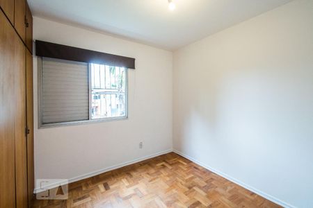 Apartamento à venda com 110m², 3 quartos e 3 vagasQuarto 2