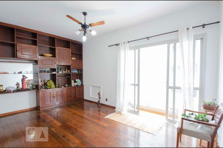 Sala de apartamento para alugar com 3 quartos, 121m² em Grajau, Rio de Janeiro