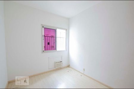 Apartamento à venda com 121m², 3 quartos e 2 vagasQuarto 2