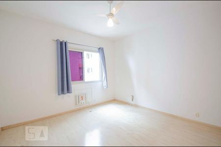 Suíte de apartamento para alugar com 3 quartos, 121m² em Grajau, Rio de Janeiro