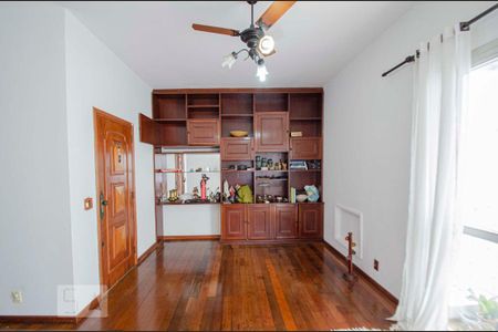 Sala de apartamento para alugar com 3 quartos, 121m² em Grajau, Rio de Janeiro