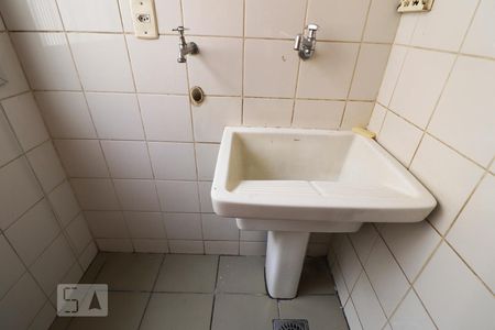 Apartamento para alugar com 72m², 2 quartos e 1 vagaÁrea de Serviço