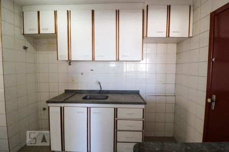 Apartamento para alugar com 72m², 2 quartos e 1 vagaCozinha