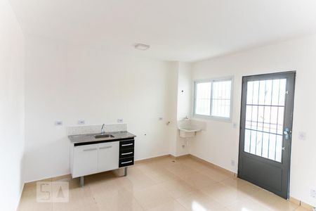 Sala e Cozinha de apartamento para alugar com 1 quarto, 28m² em Chácara Santo Antônio (zona Leste), São Paulo