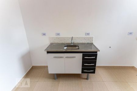 Cozinha de apartamento para alugar com 1 quarto, 28m² em Chácara Santo Antônio (zona Leste), São Paulo