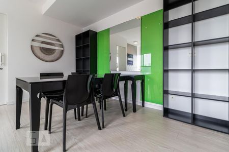 Sala de apartamento à venda com 1 quarto, 62m² em Melville Empresarial Ii, Barueri