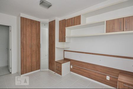 Apartamento para alugar com 64m², 2 quartos e 1 vagaSuíte