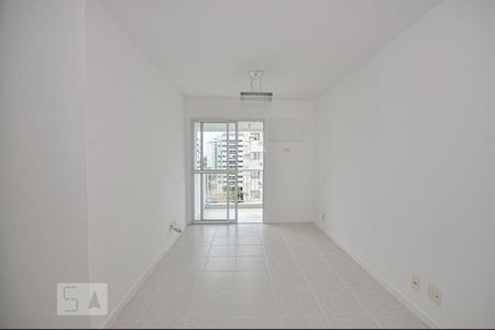 Sala de apartamento para alugar com 2 quartos, 64m² em Camorim, Rio de Janeiro