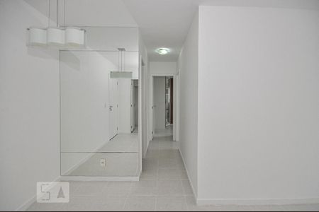 Sala de apartamento para alugar com 2 quartos, 64m² em Camorim, Rio de Janeiro