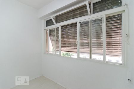 Quarto 2 de apartamento para alugar com 2 quartos, 54m² em República, São Paulo