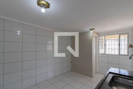 Casa à venda com 283m², 4 quartos e 2 vagas Casa à venda com 283m², 4 quartos e 2 vagasCozinha