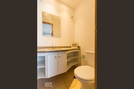 Lavabo de apartamento para alugar com 3 quartos, 90m² em Saúde, São Paulo