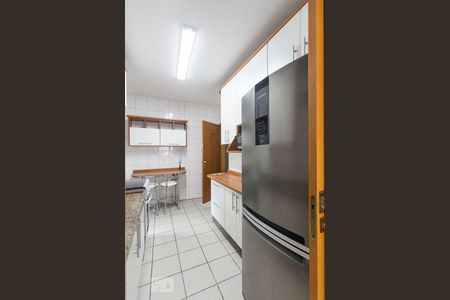 Apartamento para alugar com 90m², 3 quartos e 2 vagasCozinha