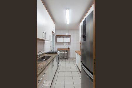 Apartamento para alugar com 90m², 3 quartos e 2 vagasCozinha