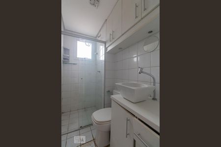 Banheiro de apartamento à venda com 2 quartos, 63m² em Penha de França, São Paulo