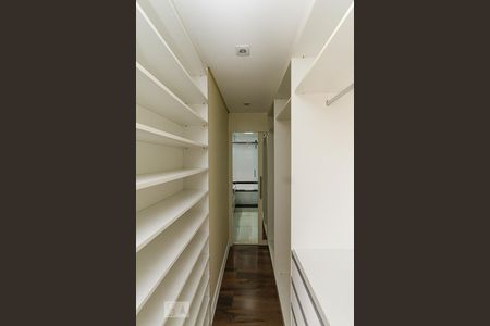Apartamento à venda com 119m², 3 quartos e 2 vagasCloset suite 02