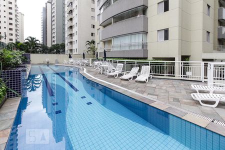 Apartamento à venda com 119m², 3 quartos e 2 vagasPiscina