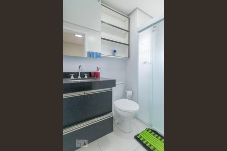 Apartamento à venda com 118m², 3 quartos e 2 vagasBanheiro da Suite