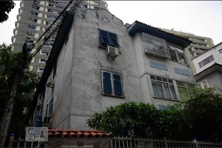 Apartamento para alugar com 60m², 2 quartos e sem vaga Apartamento para alugar com 60m², 2 quartos e sem vagaFachada do Prédio