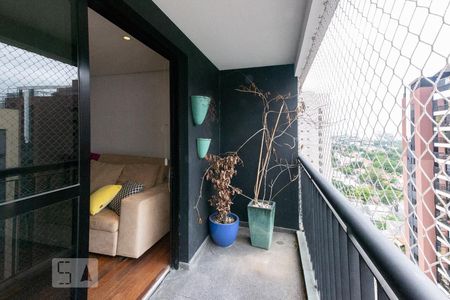 Varanda de apartamento para alugar com 2 quartos, 110m² em Moema, São Paulo