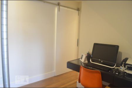 Apartamento à venda com 211m², 3 quartos e 3 vagasQuarto