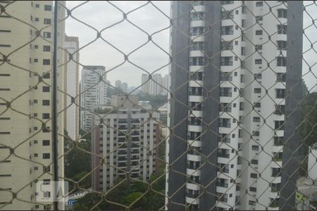 Apartamento à venda com 211m², 3 quartos e 3 vagasVista