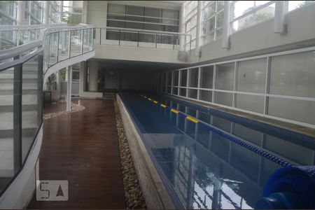 Apartamento à venda com 211m², 3 quartos e 3 vagasPiscina