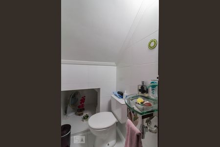 Lavabo de casa de condomínio para alugar com 2 quartos, 60m² em Jardim Adriana, Guarulhos