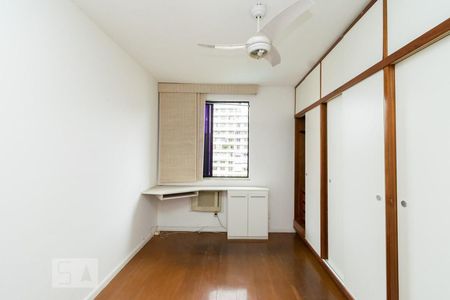SUÍTE de apartamento para alugar com 3 quartos, 118m² em Centro, Niterói