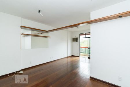 Apartamento para alugar com 118m², 3 quartos e 2 vagasSALA