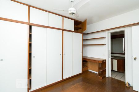 SUÍTE de apartamento para alugar com 3 quartos, 118m² em Centro, Niterói