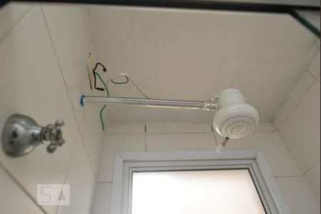 Apartamento à venda com 49m², 2 quartos e 1 vaga Apartamento à venda com 49m², 2 quartos e 1 vagaDetalhe Banheiro