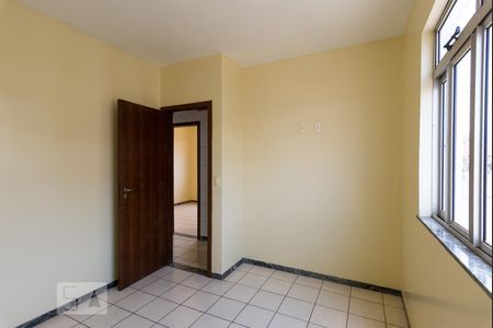 Apartamento para alugar com 90m², 3 quartos e 2 vagasQuarto 2