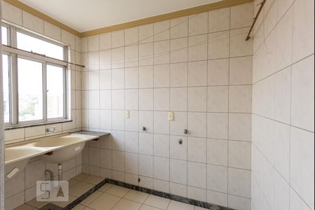 Área de Serviço de apartamento para alugar com 3 quartos, 90m² em Serrano, Belo Horizonte