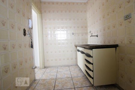 Cozinha de apartamento para alugar com 2 quartos, 50m² em Carandiru, São Paulo