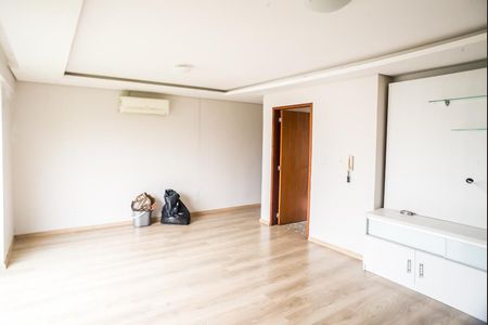 Sala de Apartamento com 3 quartos, 110m² Petrópolis