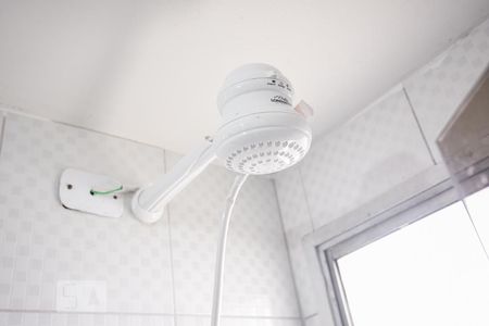 Chuveiro de apartamento para alugar com 3 quartos, 88m² em Jardim das Acácias, São Paulo