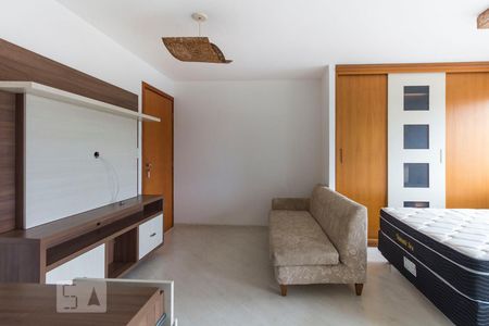 Sala de kitnet/studio para alugar com 1 quarto, 35m² em Jabaquara, São Paulo