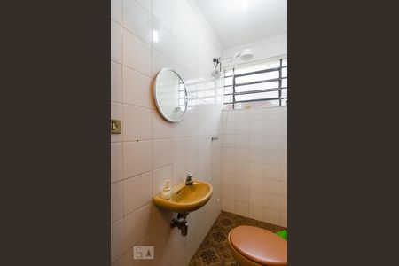 Casa à venda com 400m², 4 quartos e 2 vagasBanheiro de serviço