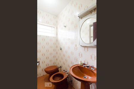 Casa à venda com 400m², 4 quartos e 2 vagasBanheiro da suíte 1