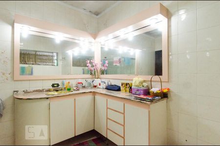 Casa à venda com 400m², 4 quartos e 2 vagasBanheiro da suíte 2