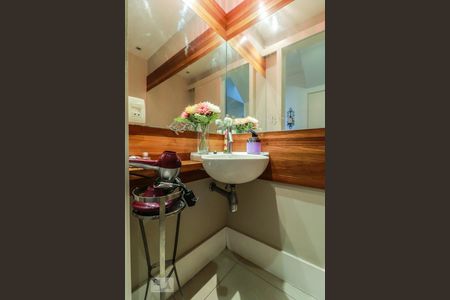 Apartamento à venda com 216m², 3 quartos e 3 vagas