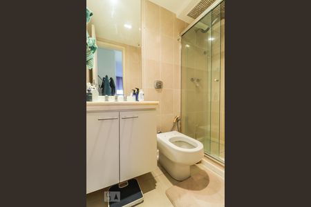 Apartamento à venda com 216m², 3 quartos e 3 vagas