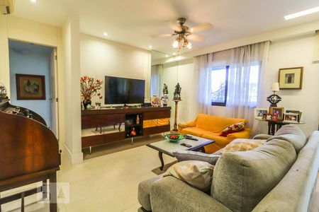 Apartamento à venda com 216m², 3 quartos e 3 vagas