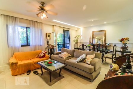 Apartamento à venda com 216m², 3 quartos e 3 vagas