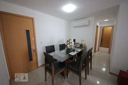 Sala de apartamento à venda com 2 quartos, 111m² em Icaraí, Niterói